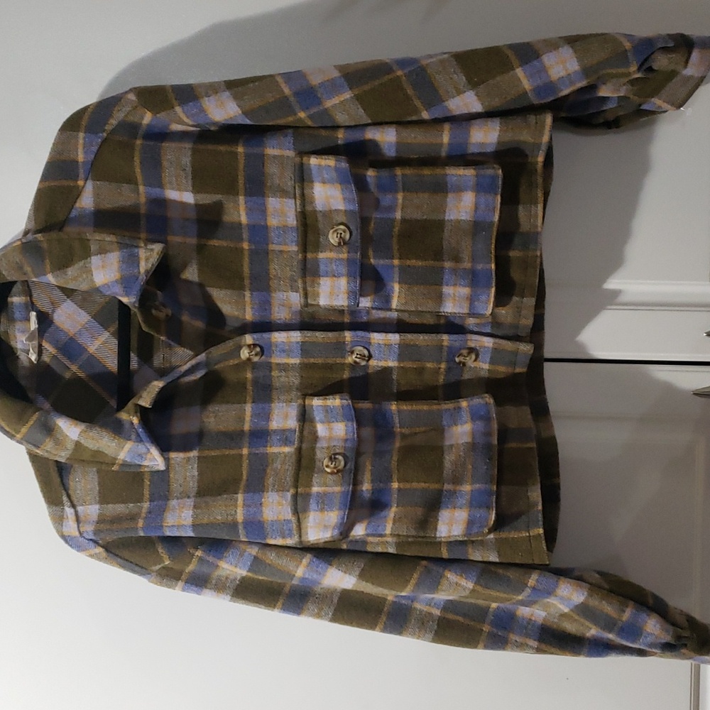 Plaid cropped shacket
